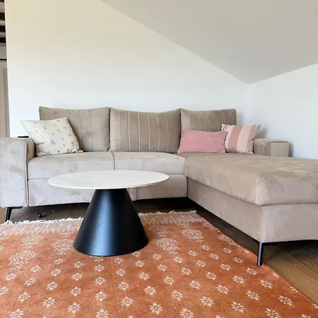 House On The Hill Appartement