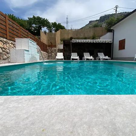 House On The Hill Apartmán Mostar